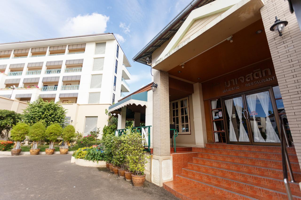 Surin Majestic Hotel Exterior photo