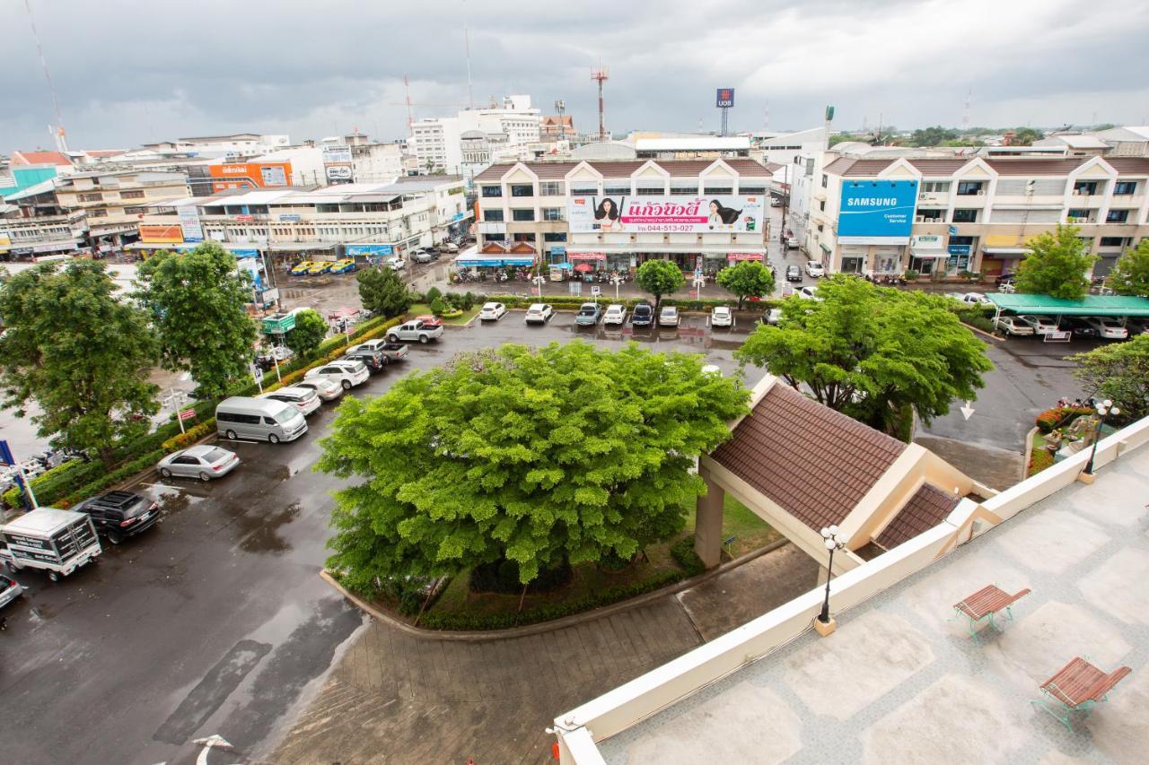 Surin Majestic Hotel Exterior photo